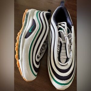 Nike Air Max 97 Low Mens Sportswear Shoes White 921826-021 Used like new.Size 11